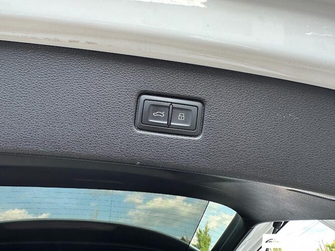 Audi Q7 63 audi Q7 2017