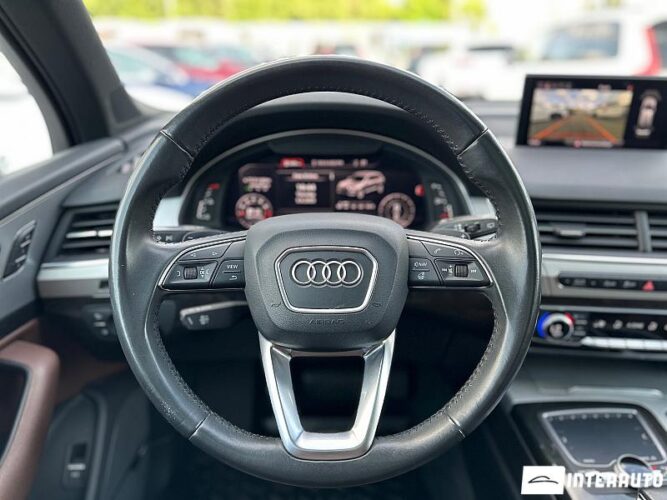 Audi Q7 47 audi Q7 2017