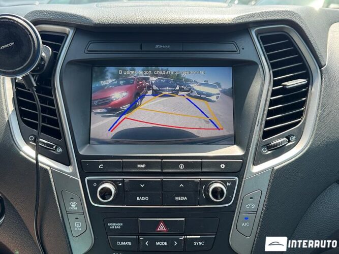 Hyundai Santa Fe 40 interauto-car