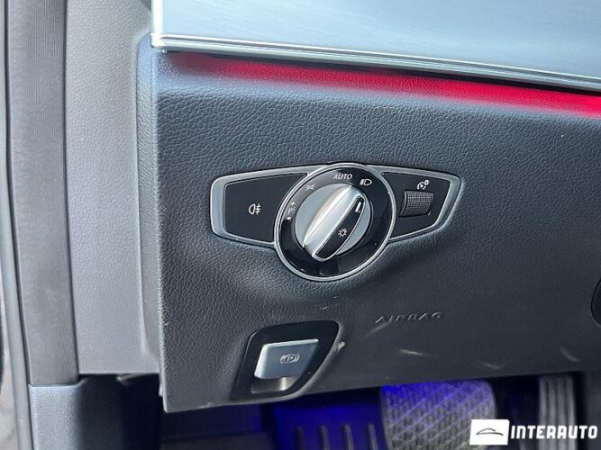 Mercedes E 220 42 interauto-car