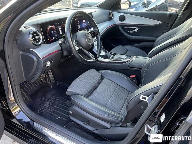 Mercedes E 220 38 interauto-car