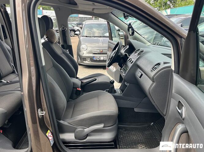 Volkswagen Caddy 37 interauto-car