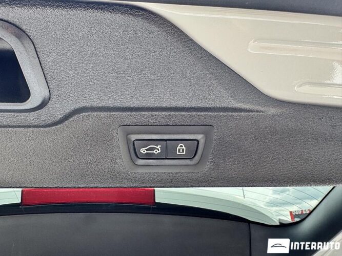 BMW X5 4.0e 61 interauto-car