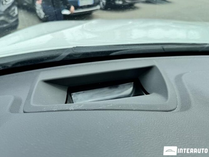 BMW X5 4.0e 44 interauto-car