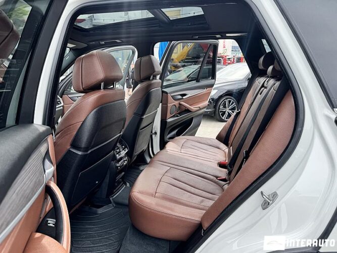 BMW X5 4.0e 50 interauto-car