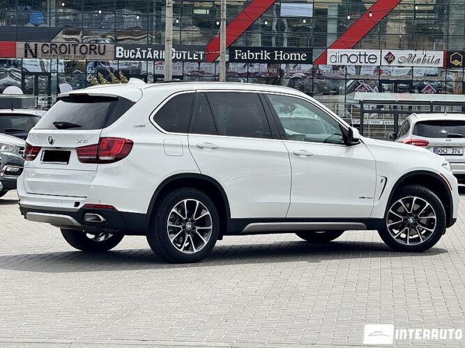 BMW X5 4.0e 39 interauto-car