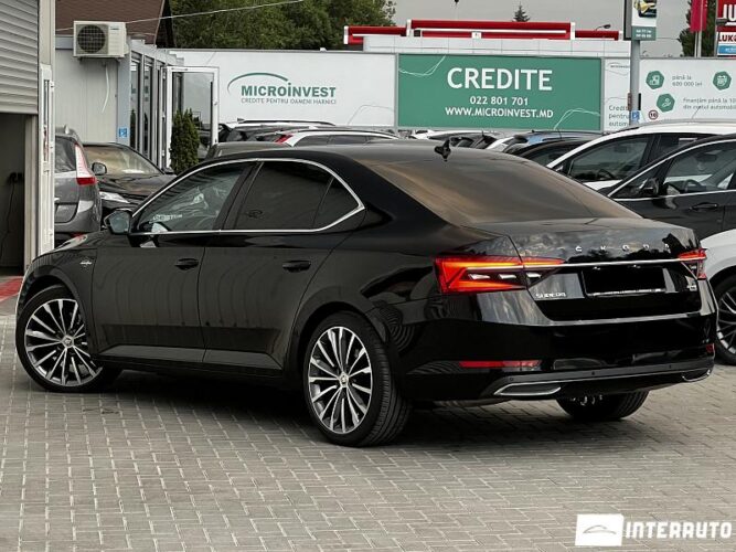 Skoda Superb 34 interauto-car