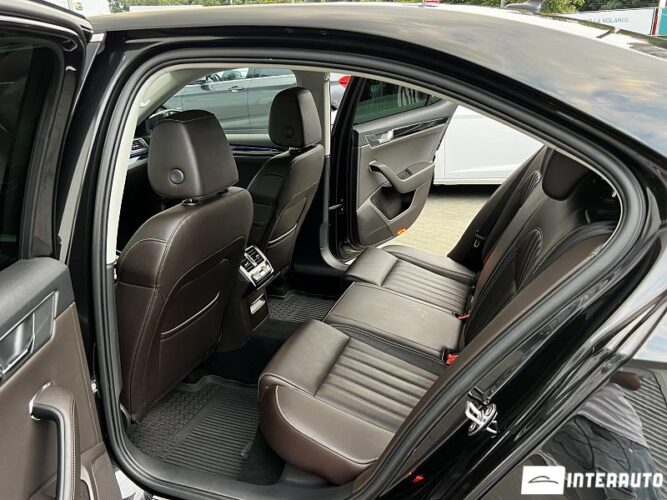 Skoda Superb 37 interauto-car