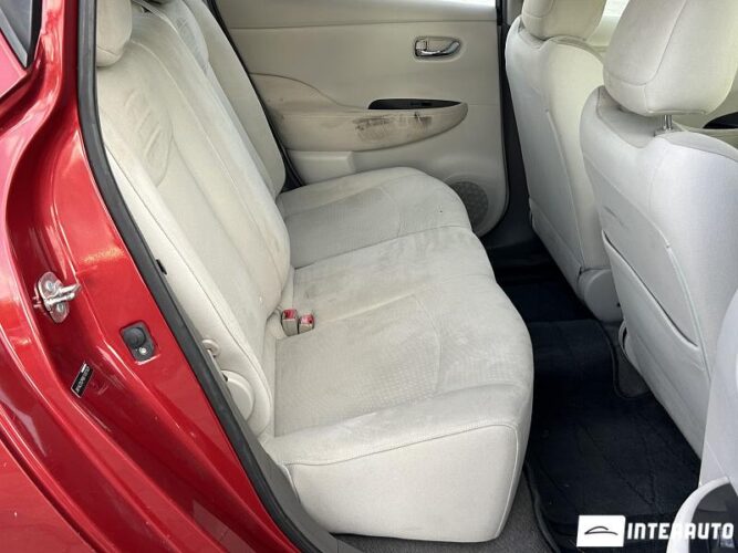 Nissan Leaf 46 interauto-car