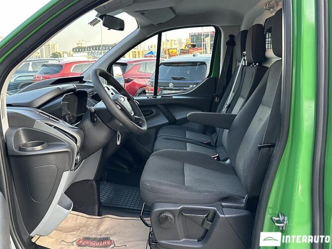 Ford Transit 33 interauto-car