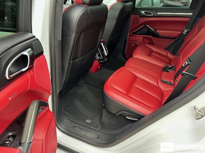 Porsche Cayenne S 53 interauto-car