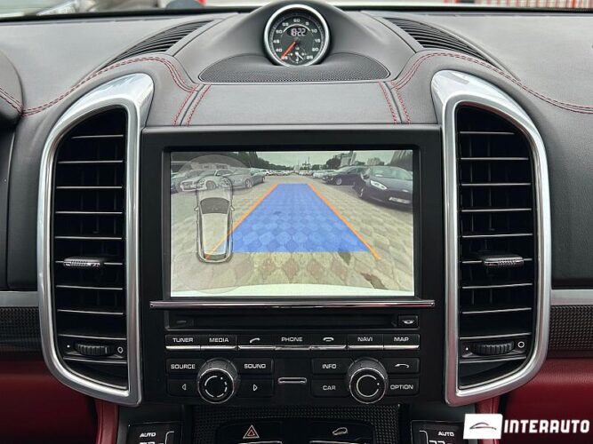 Porsche Cayenne S 47 interauto-car