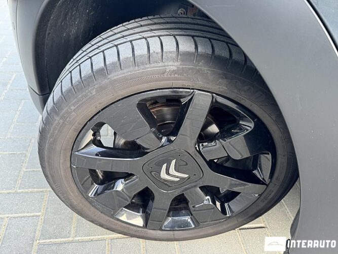 Citroen C4 Cactus 46 interauto-car