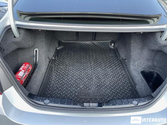 BMW 520 52 interauto-car