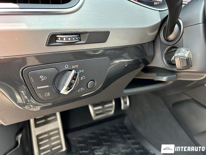 Audi Q7 38 interauto-car