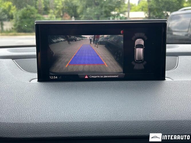 Audi Q7 42 interauto-car