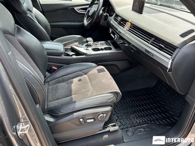 Audi Q7 45 interauto-car