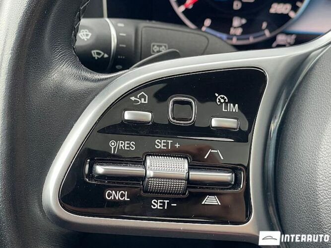 Mercedes E 300de 44 interauto-car