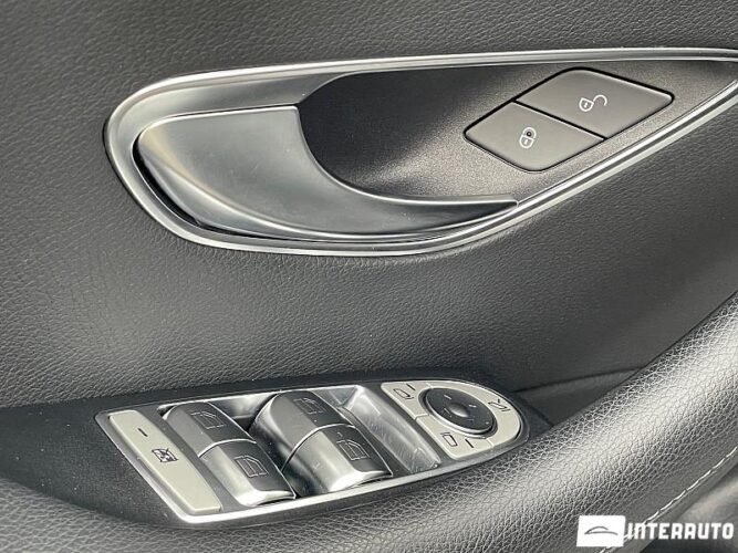 Mercedes E 300de 40 interauto-car