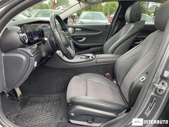 Mercedes E 300de 39 interauto-car