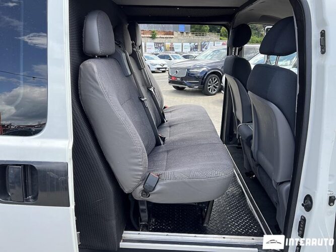 Hyundai H-1 36 interauto-car