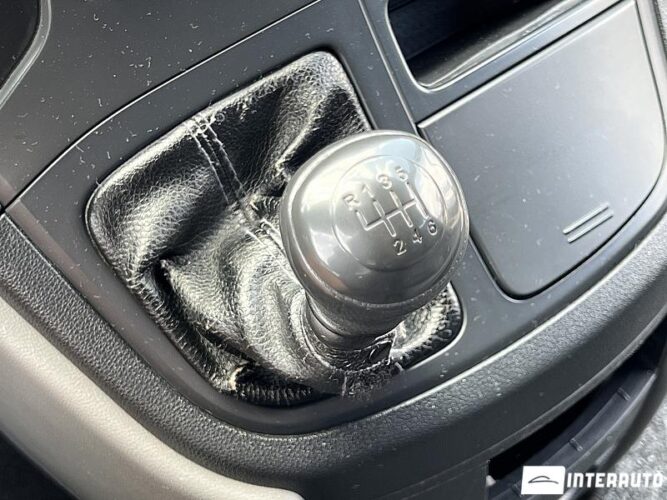 Hyundai H-1 34 interauto-car