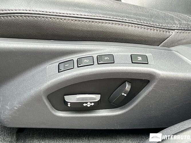 Volvo XC 60 51 interauto-car