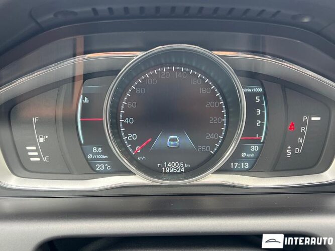 Volvo XC 60 41 interauto-car