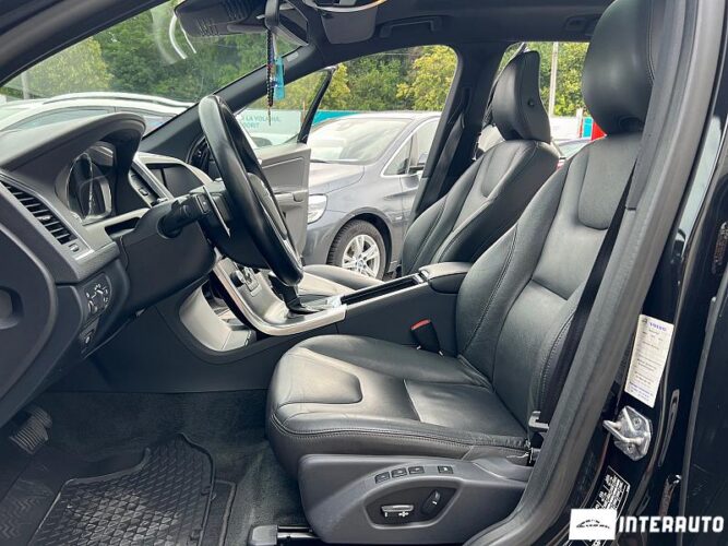 Volvo XC 60 37 interauto-car
