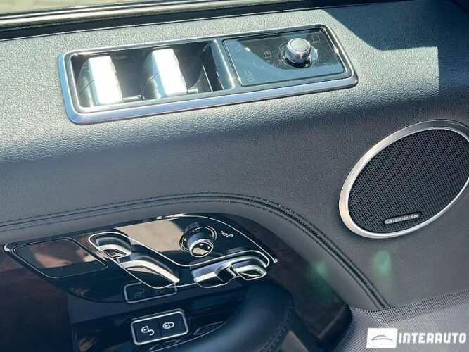 Land Rover Range Rover Vogue 35 interauto-car