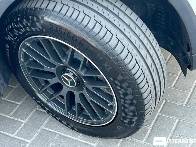 Mercedes GLA 250 48 interauto-car