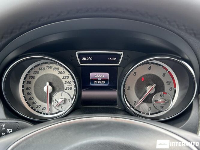 Mercedes CLA 180d 41 interauto-car