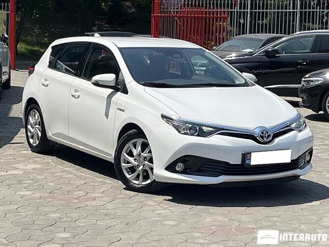 Toyota Auris 29 interauto-car