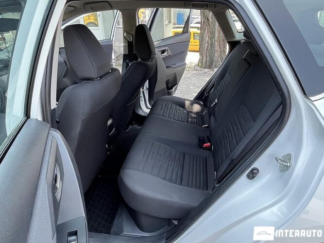 Toyota Auris 42 interauto-car