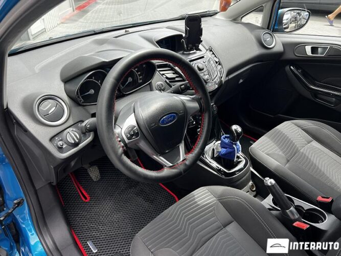 Ford Fiesta 36 interauto-car