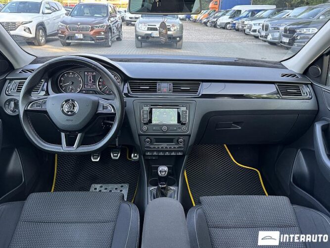 Skoda Rapid 32 interauto-car