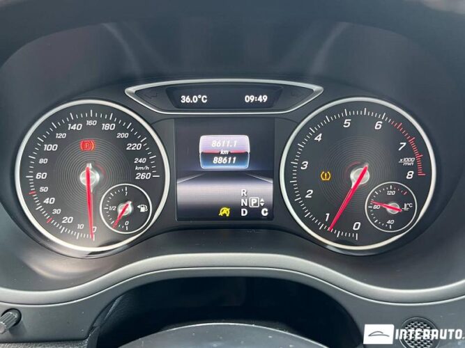 Mercedes B 180 38 interauto-car