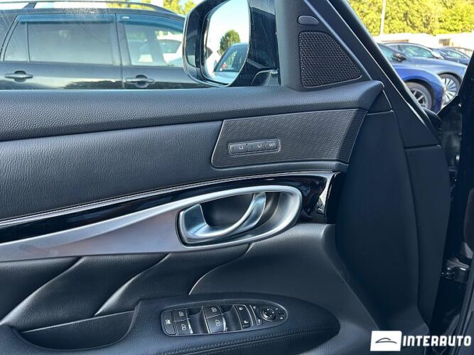 Infiniti Q70 35 interauto-car