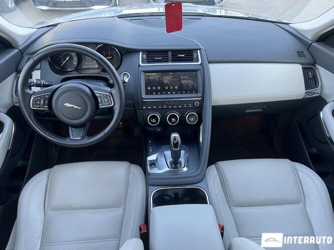 Jaguar E-Pace 43 interauto-car