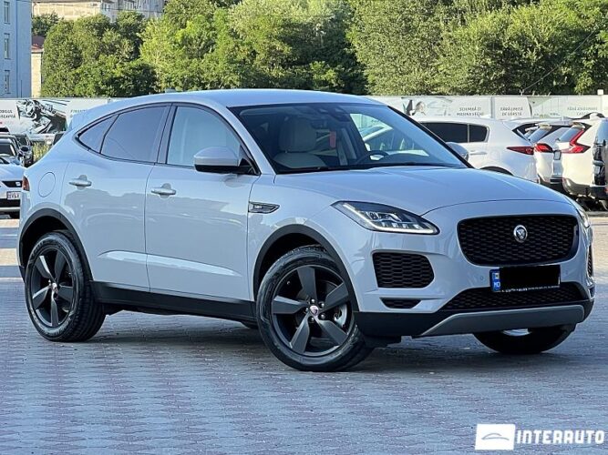 Jaguar E-Pace 38 interauto-car