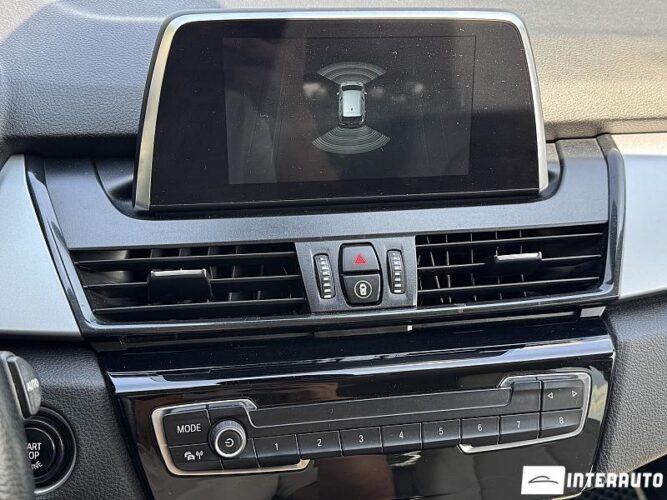 BMW 216d 43 interauto-car