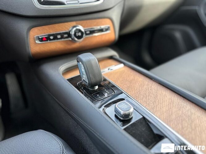 Volvo XC 90 50 interauto-car