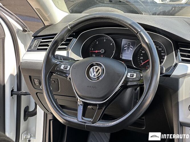 Volkswagen Passat 38 interauto-car