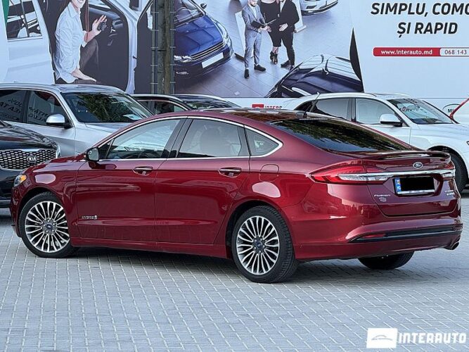 Ford Fusion 37 interauto-car