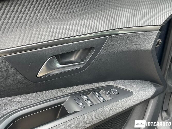 Peugeot 3008 35 interauto-car