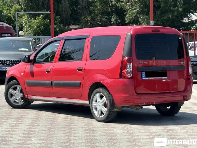 Dacia Logan MCV 26 interauto-car