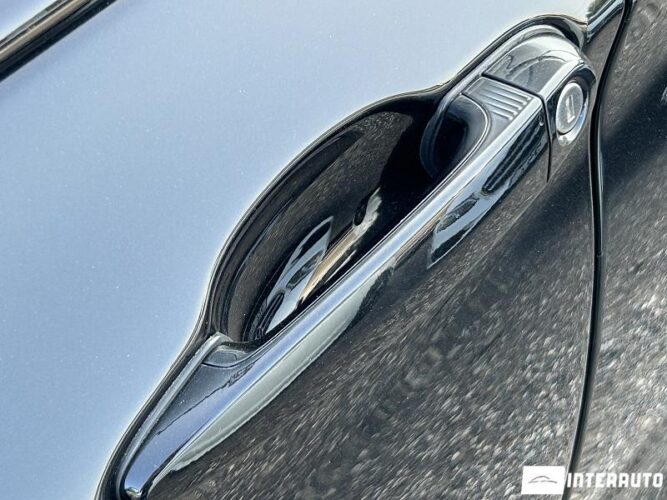 BMW X4 2.8i 35 interauto-car