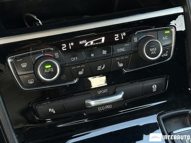 BMW 218i 40 interauto-car