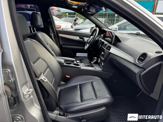 Mercedes C 250 36 interauto-car