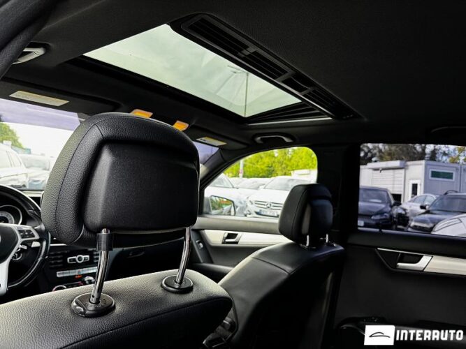 Mercedes C 250 39 interauto-car